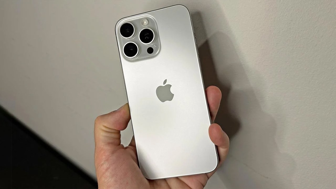 nên mua iPhone lướt thay vì iPhone 18 giá cao - duchongmobile.net